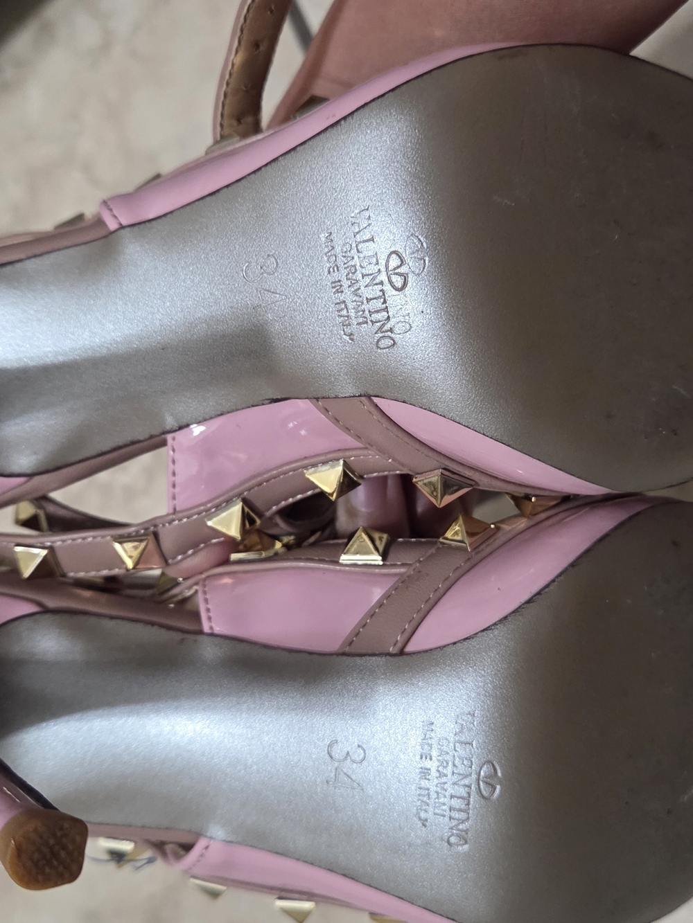 Valentino Rockstud Pink Patent Leather Pumps - Copy